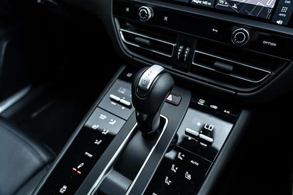 2023 Porsche Macan S 95B