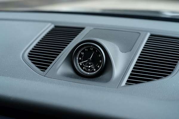 2023 Porsche Macan S 95B