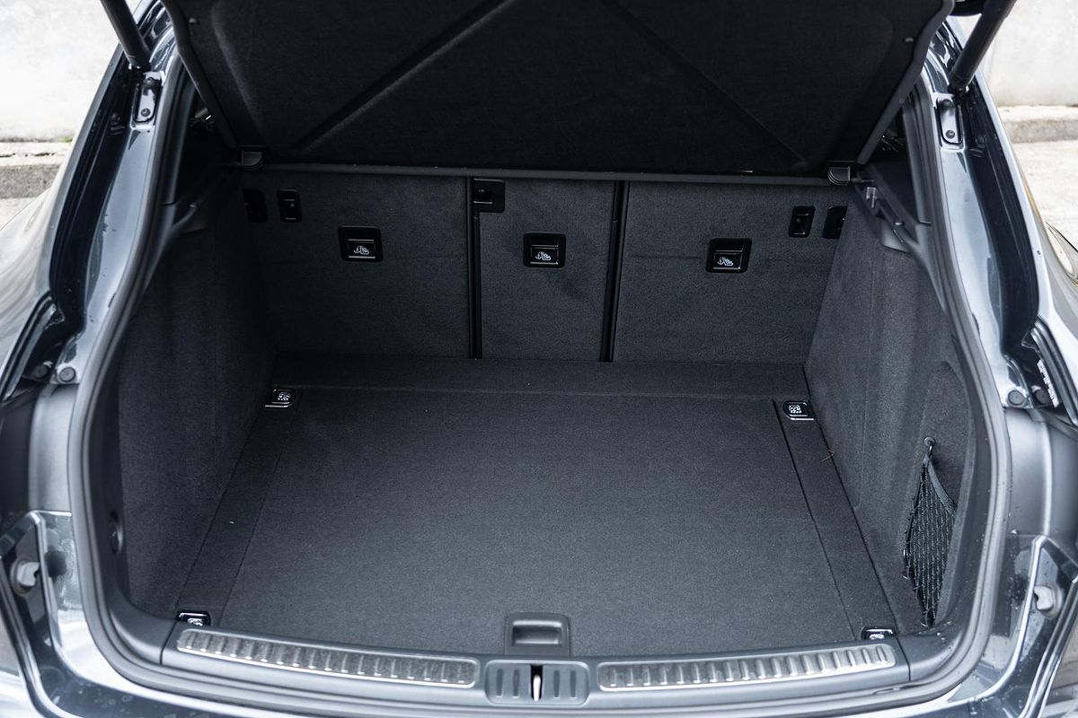 2023 Porsche Macan S 95B