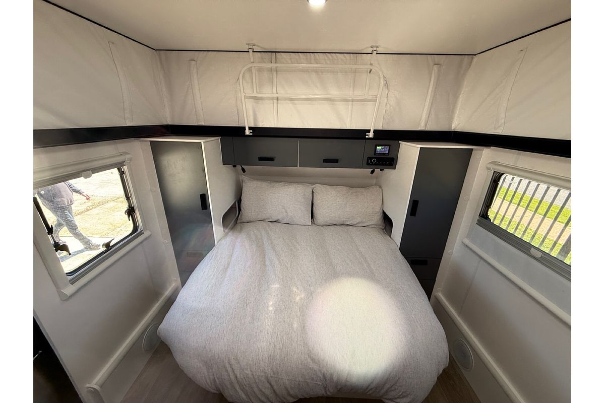 2025 Jayco STARCRAFT POPTOP 16.67-5.BP.SC-MY25