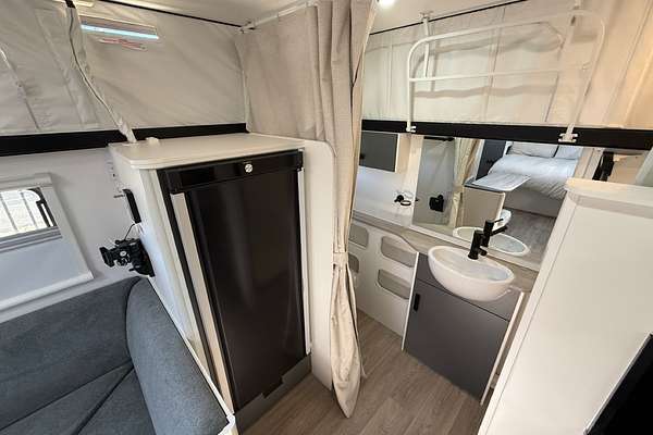 2025 Jayco STARCRAFT POPTOP 16.67-5.BP.SC-MY25