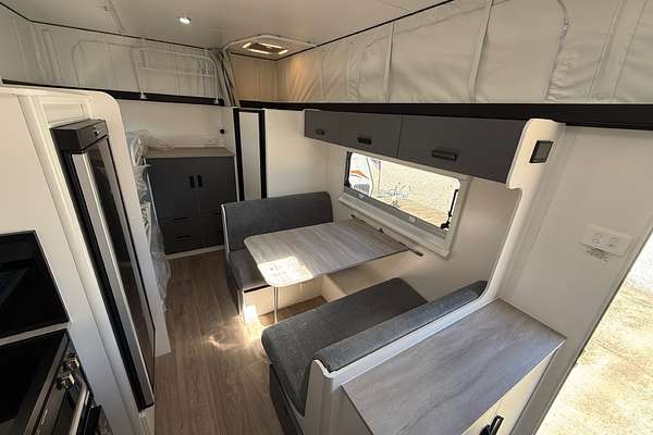 2025 Jayco STARCRAFT POPTOP 17.58-3.BP.SC-MY25