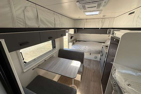 2025 Jayco STARCRAFT POPTOP 17.58-3.BP.SC-MY25