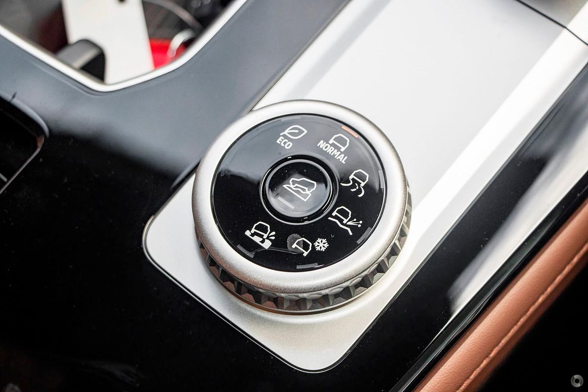 2025 Mitsubishi Outlander Exceed Tourer ZM