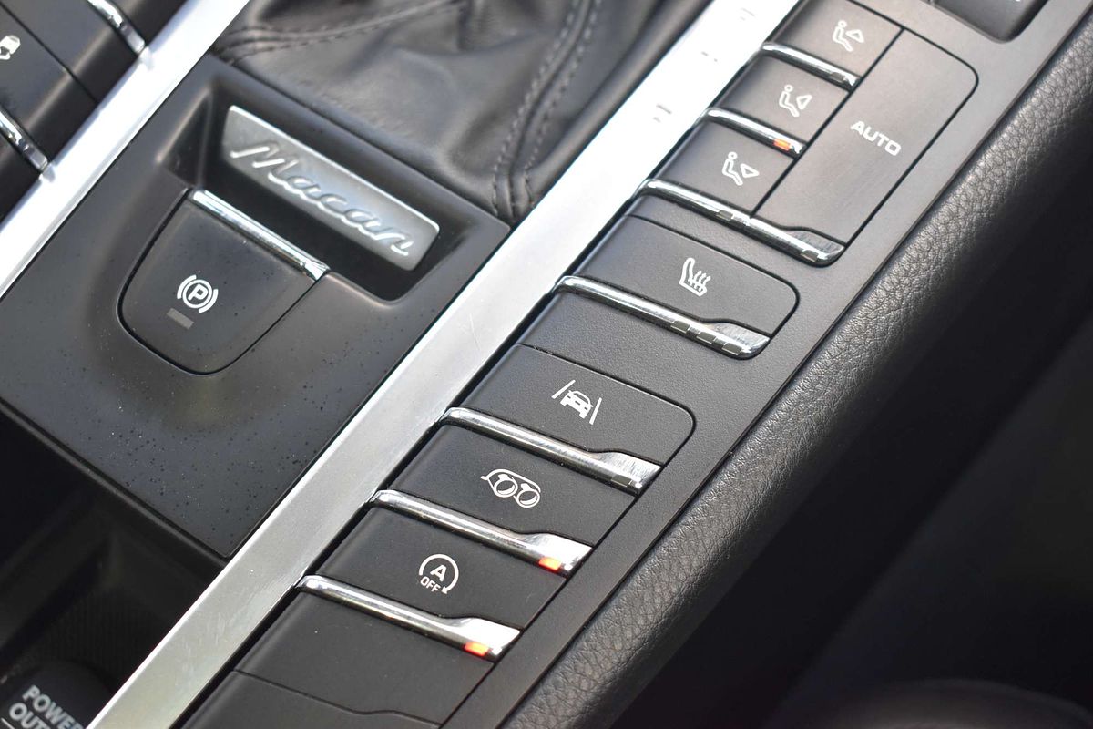 2019 Porsche Macan S 95B