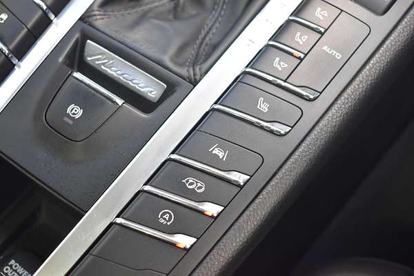 2019 Porsche Macan S 95B