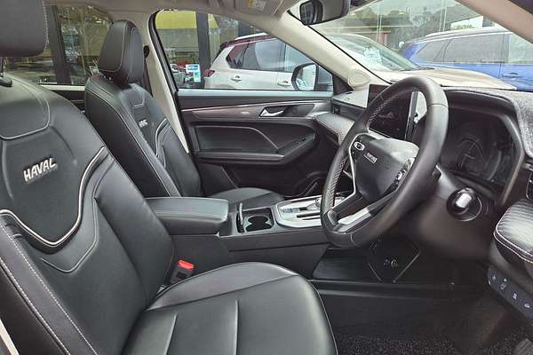 2022 GWM Haval Jolion Ultra Hybrid A01