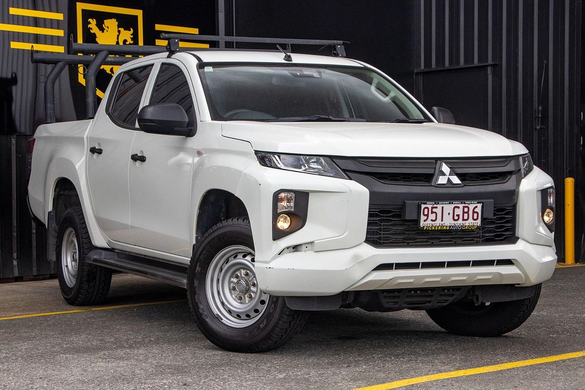 2022 Mitsubishi Triton GLX MR Rear Wheel Drive