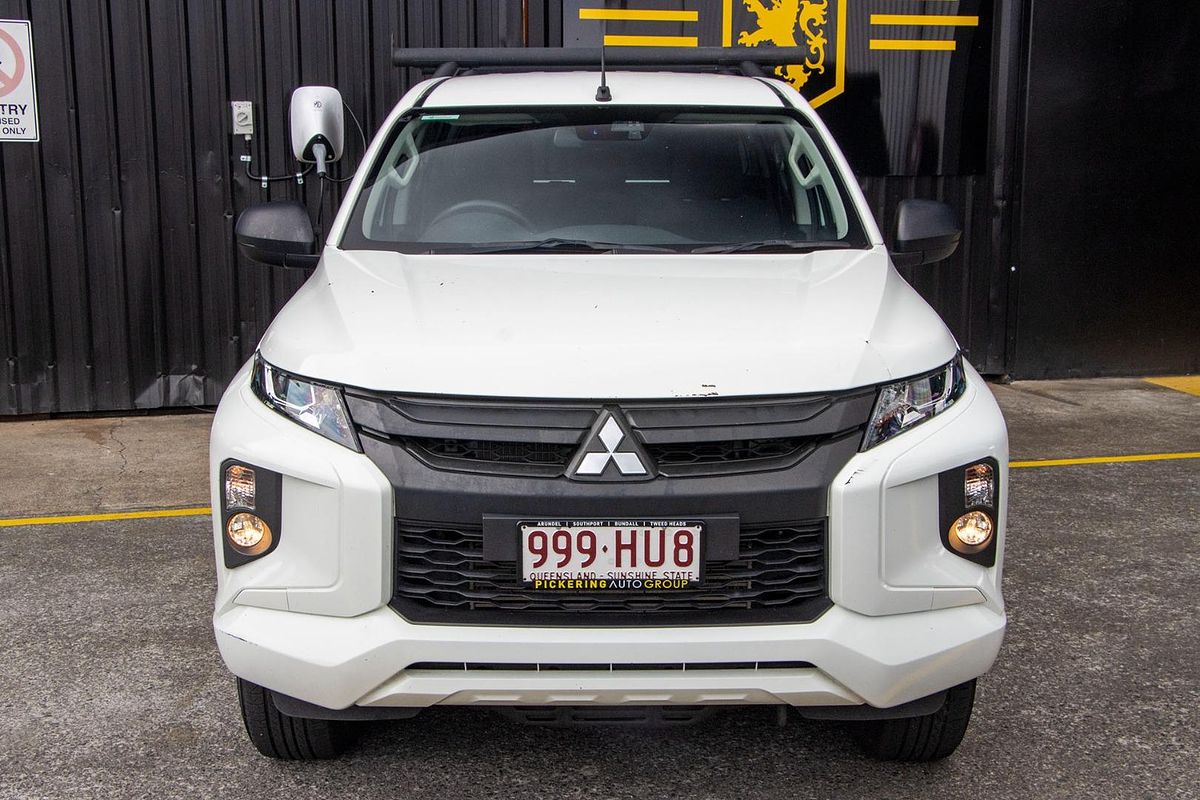 2023 Mitsubishi Triton GLX MR 4X4