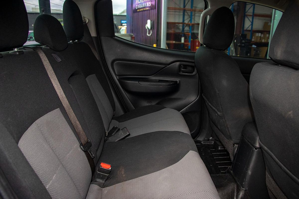 2022 Mitsubishi Triton GLX MR Rear Wheel Drive