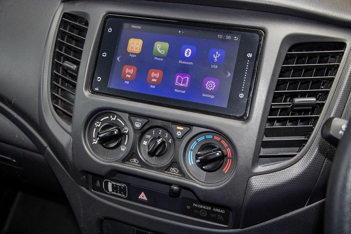 2023 Mitsubishi Triton GLX MR 4X4