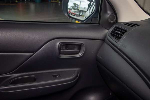 2022 Mitsubishi Triton GLX MR Rear Wheel Drive