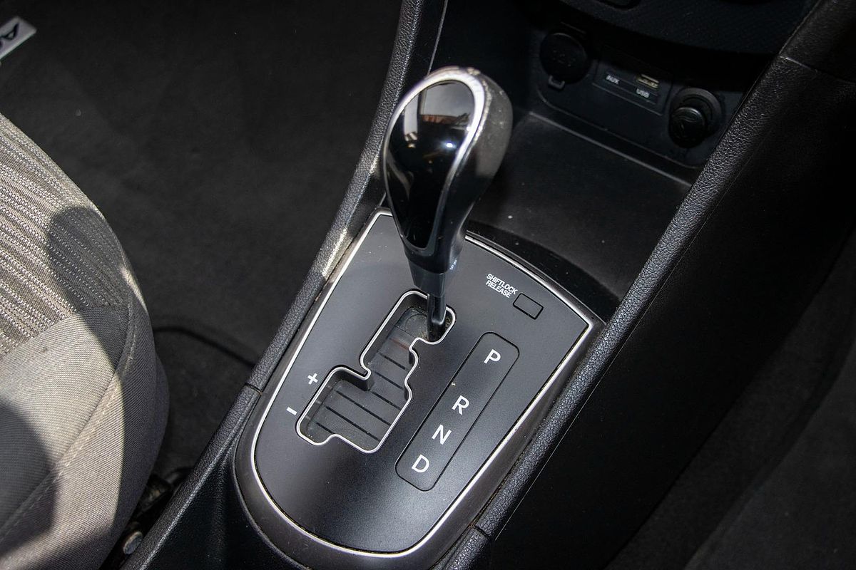 2017 Hyundai Accent Active RB4