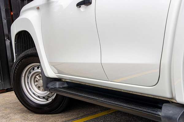 2023 Mitsubishi Triton GLX MR 4X4