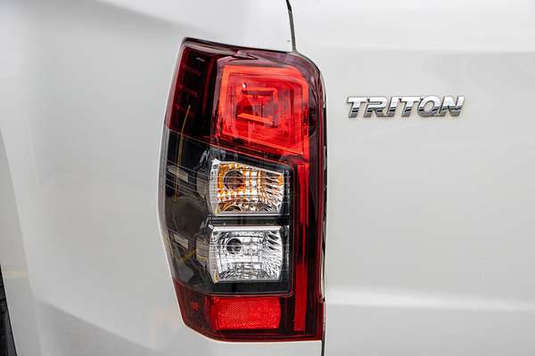 2023 Mitsubishi Triton GLX MR 4X4