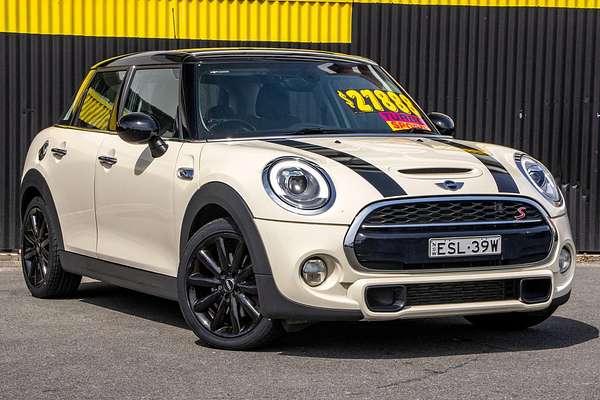2018 MINI Hatch Cooper S F55 LCI
