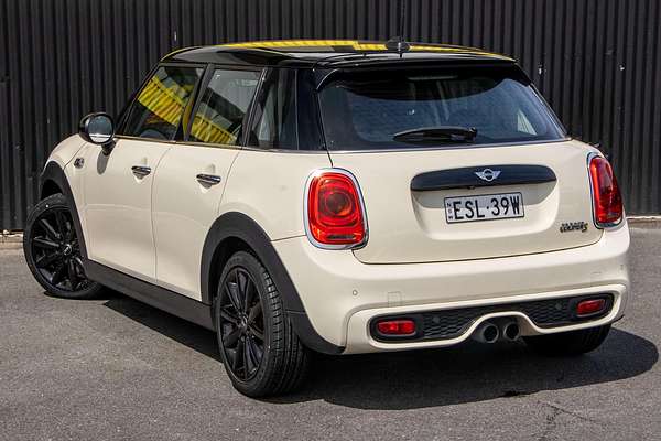 2018 MINI Hatch Cooper S F55 LCI