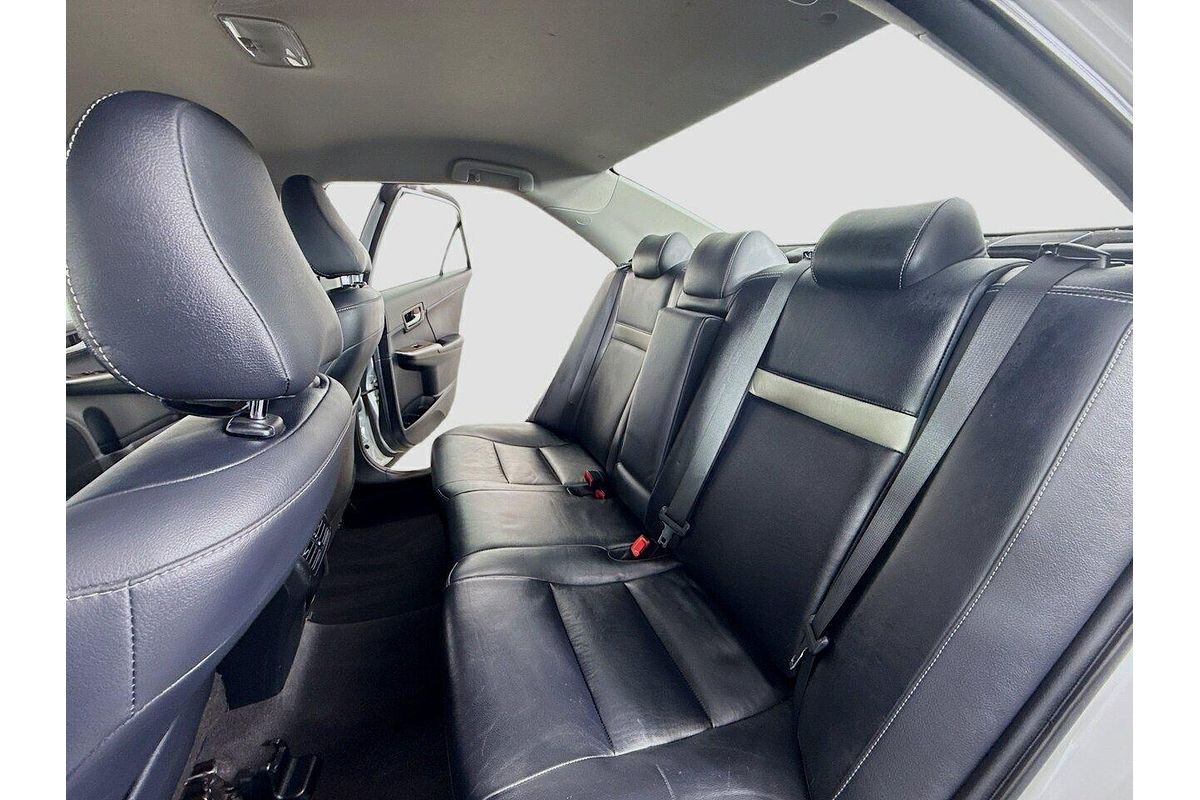 2011 Toyota Camry Atara SL ASV50R