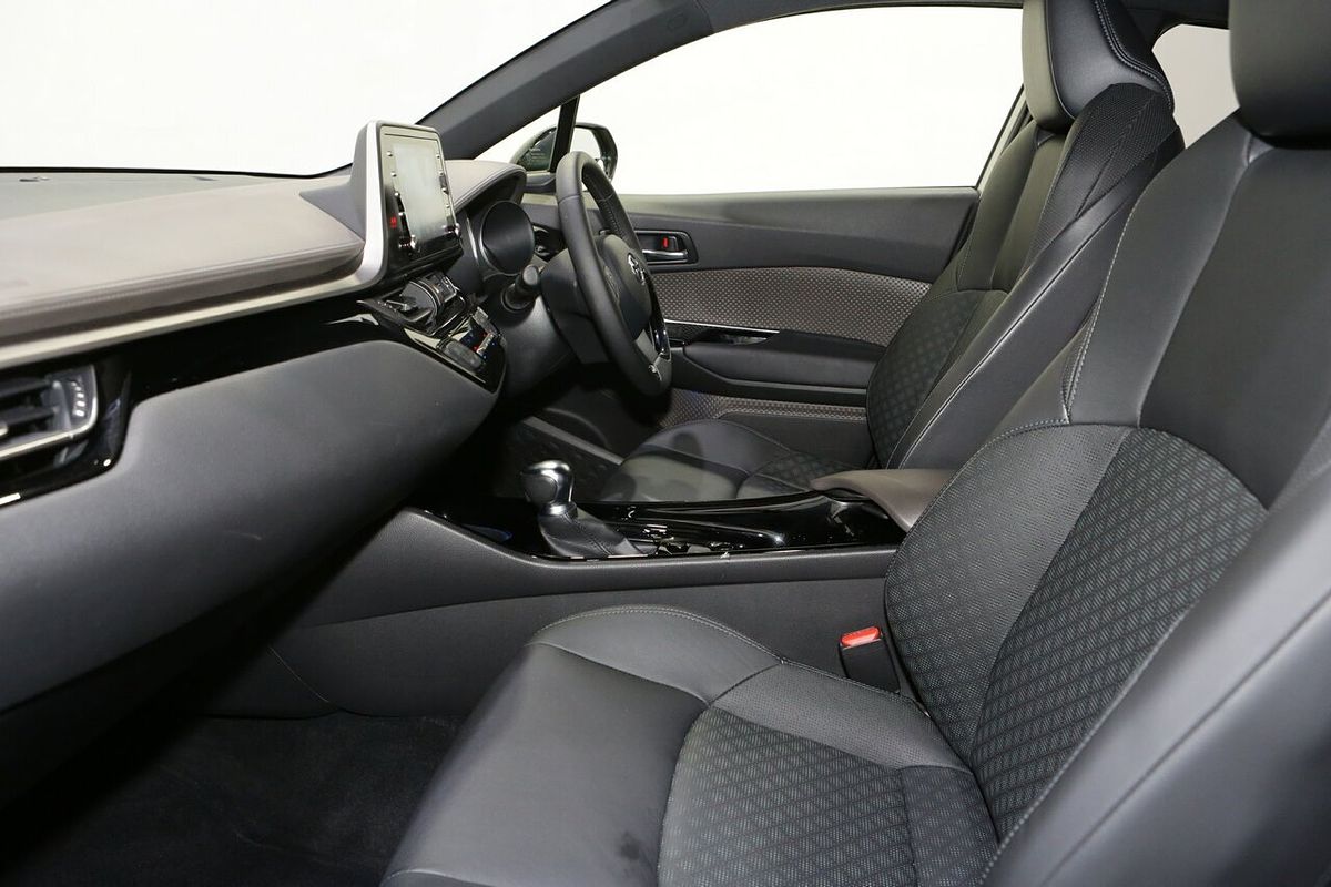 2022 Toyota C-HR Koba NGX10R