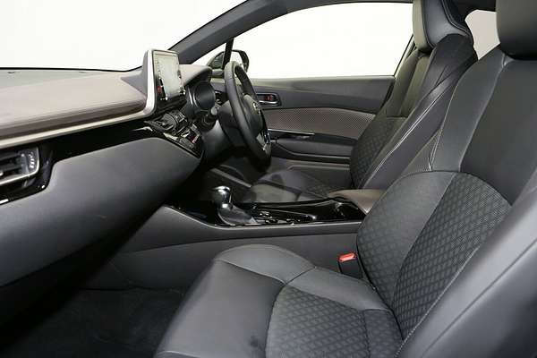 2022 Toyota C-HR Koba NGX10R