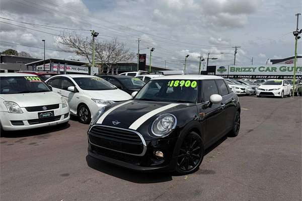 2017 MINI Hatch COOPER F55