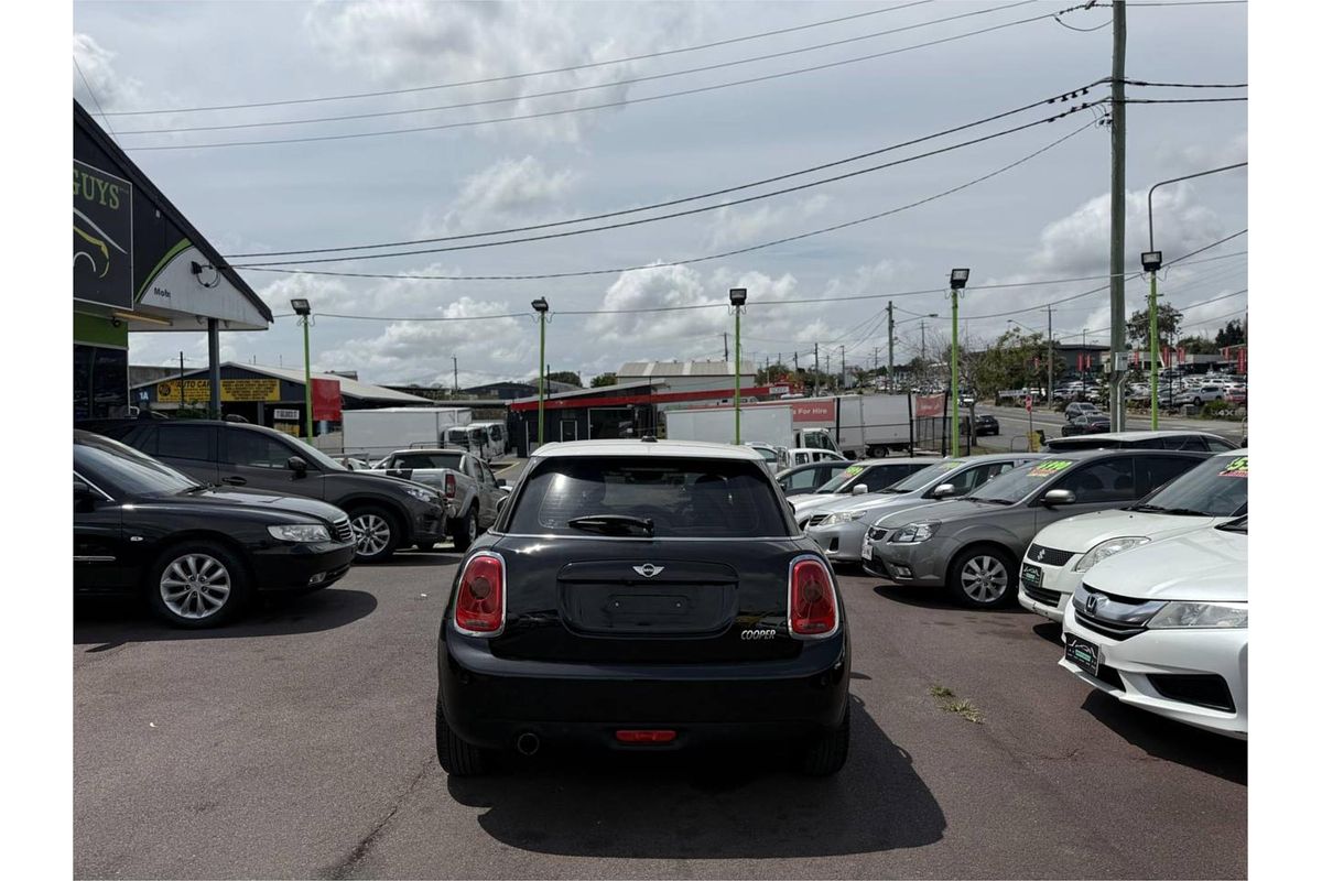 2017 MINI Hatch COOPER F55