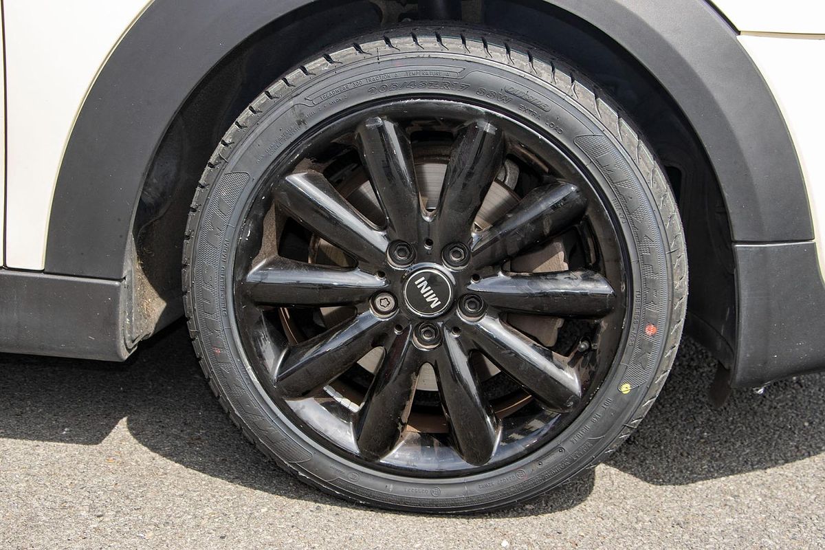 2018 MINI Hatch Cooper S F55 LCI