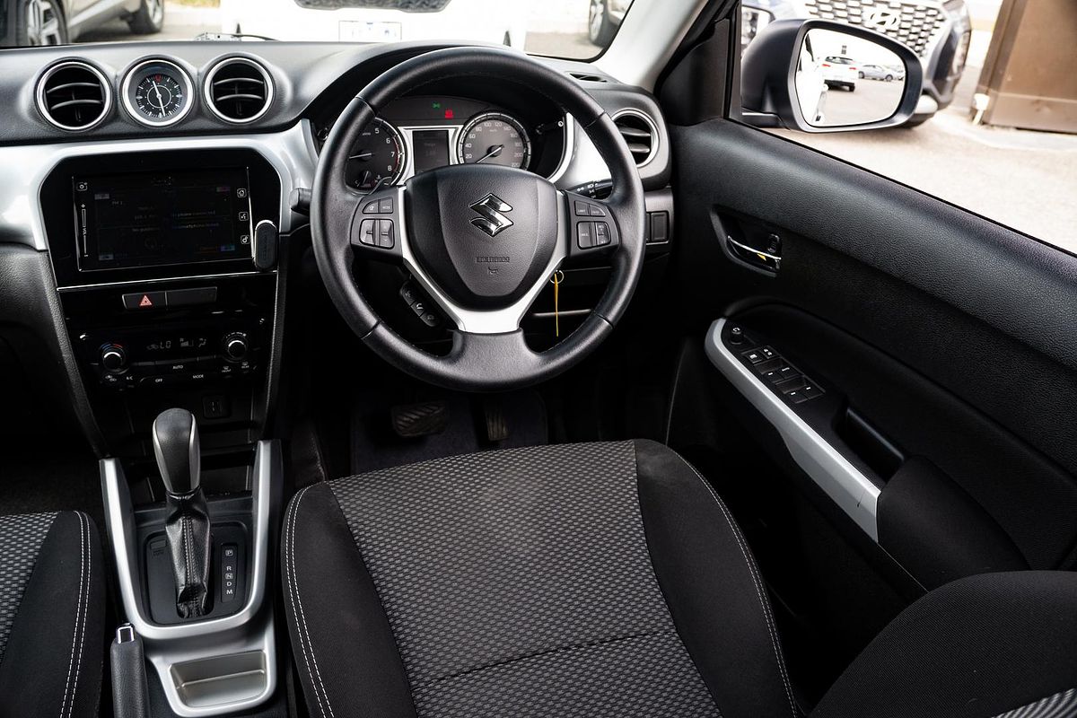 2016 Suzuki Vitara RT-S LY