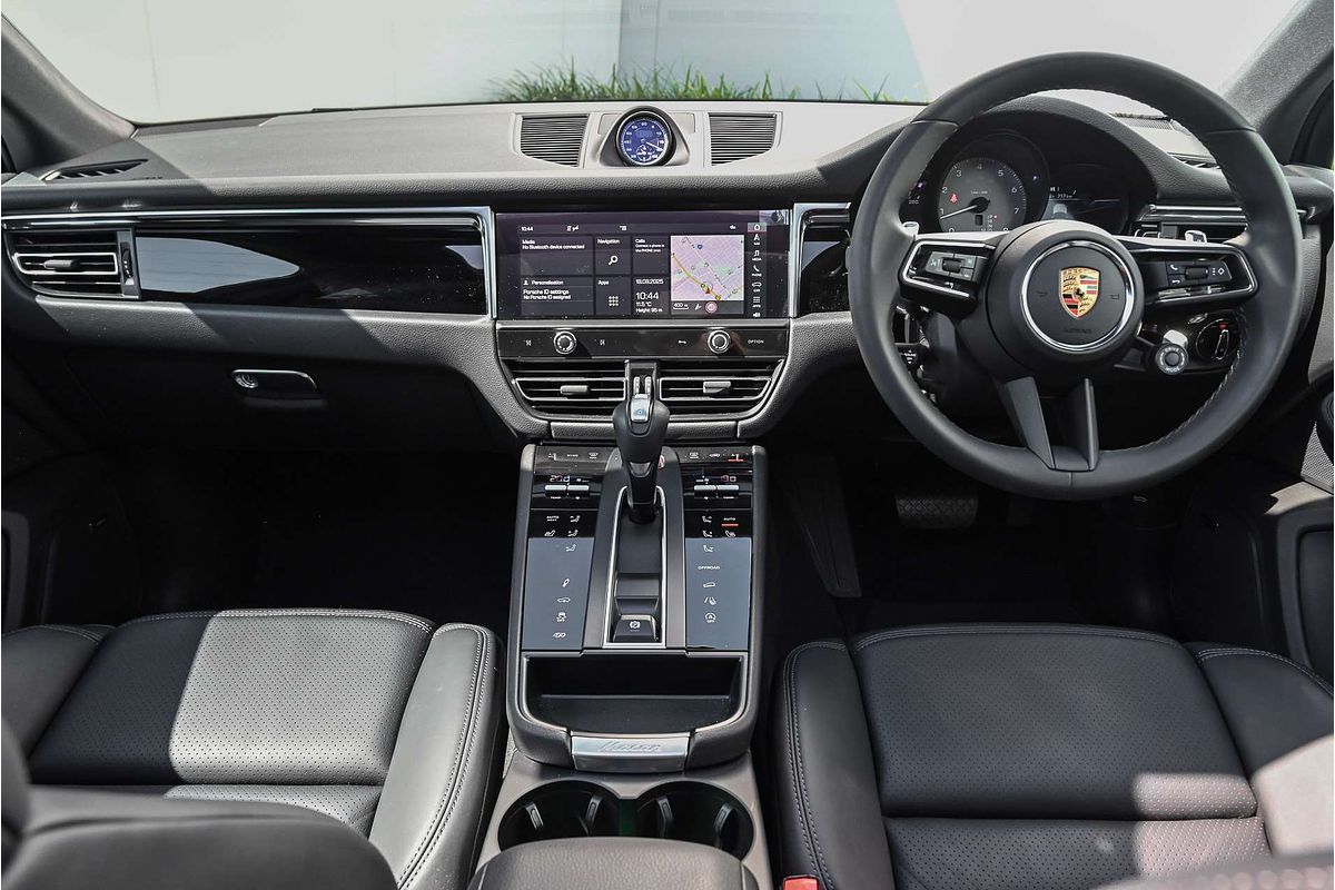2023 Porsche Macan S 95B