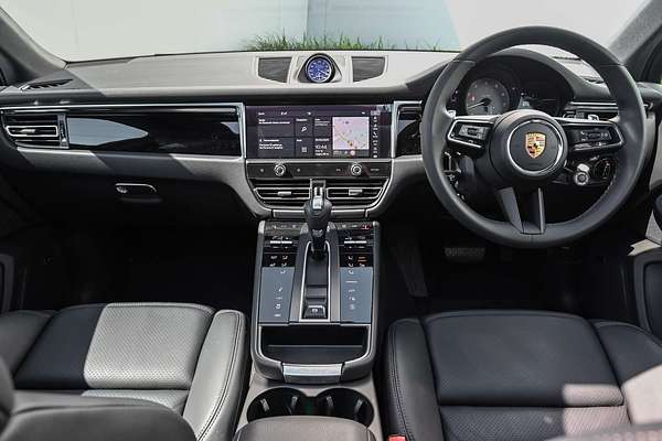 2023 Porsche Macan S 95B