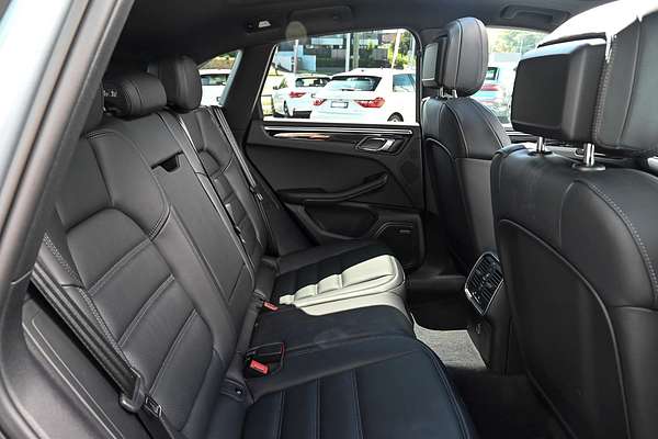 2023 Porsche Macan S 95B