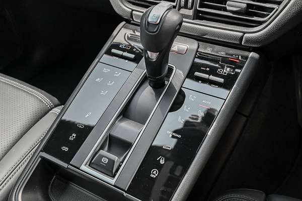 2023 Porsche Macan S 95B