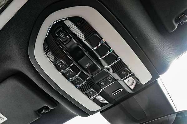 2023 Porsche Macan S 95B