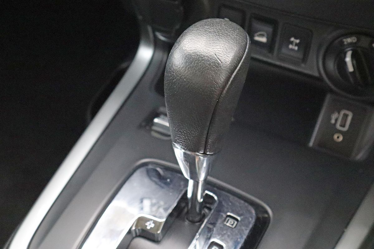 2021 Nissan Navara ST D23 4X4