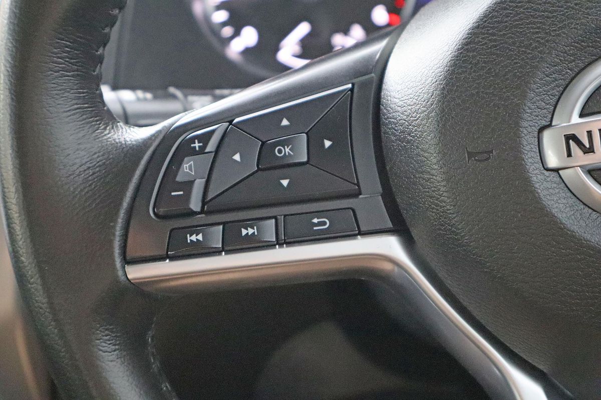 2021 Nissan Navara ST D23 4X4