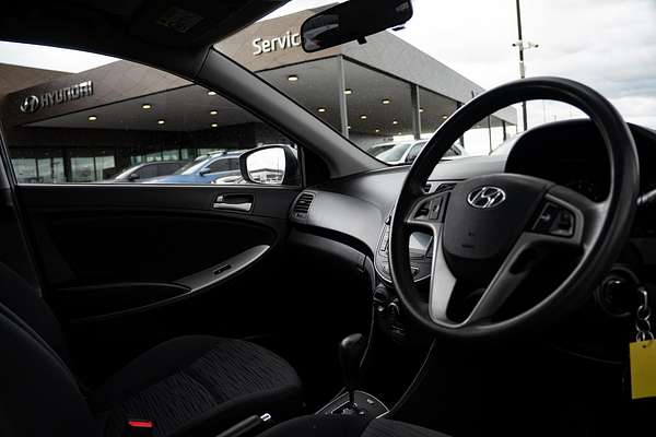 2017 Hyundai Accent Active RB4