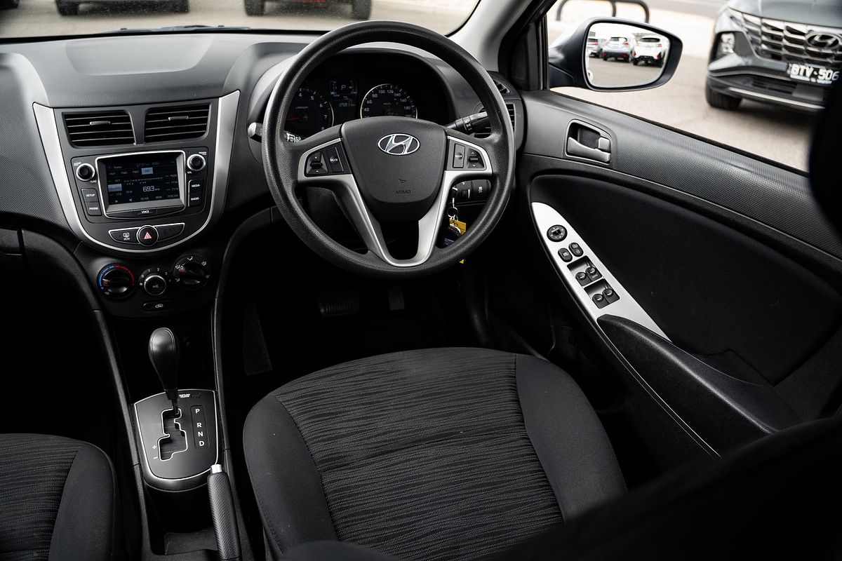2017 Hyundai Accent Active RB4