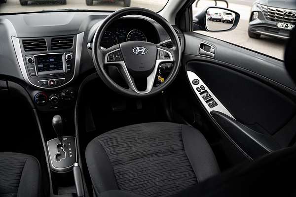 2017 Hyundai Accent Active RB4