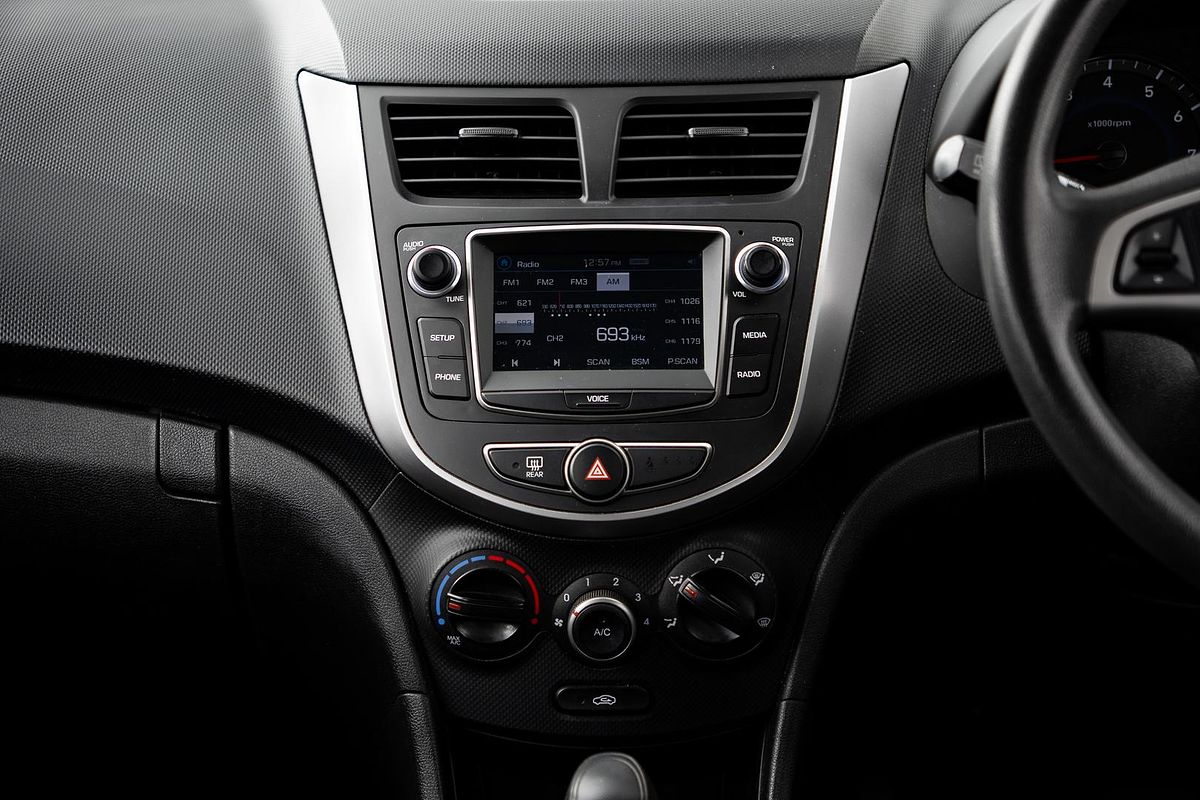 2017 Hyundai Accent Active RB4