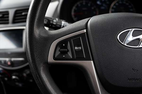 2017 Hyundai Accent Active RB4