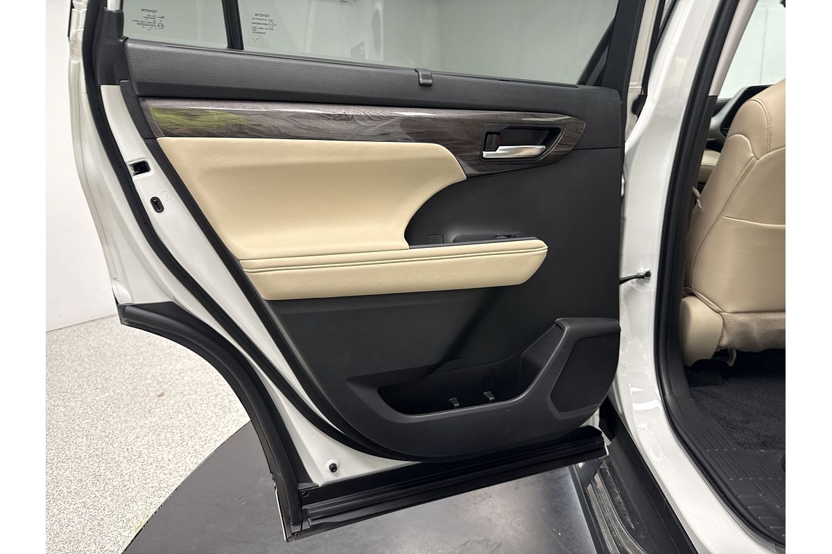 2022 Toyota Kluger Grande AXUH78R