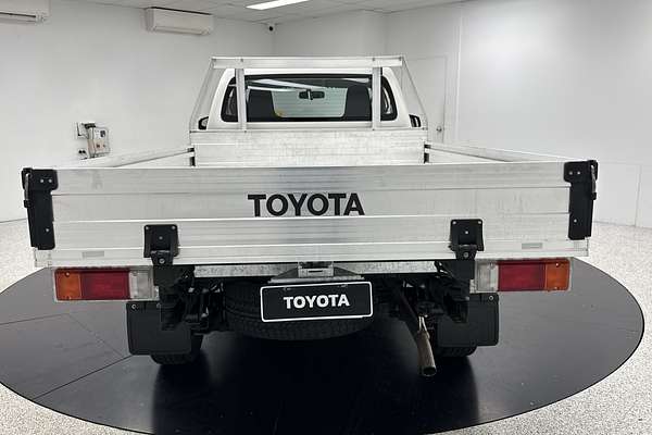 2018 Toyota Hilux Workmate TGN121R Rear Wheel Drive