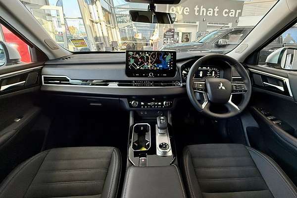 2025 Mitsubishi Outlander Aspire ZM