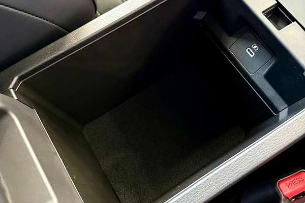 2025 Mitsubishi Outlander Aspire ZM