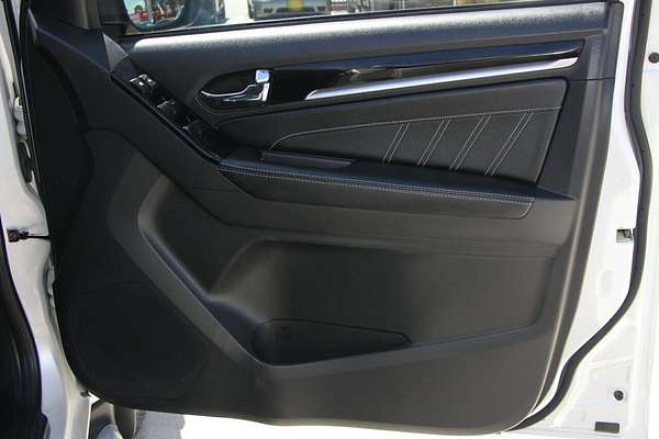 2019 Isuzu MU-X LS-T