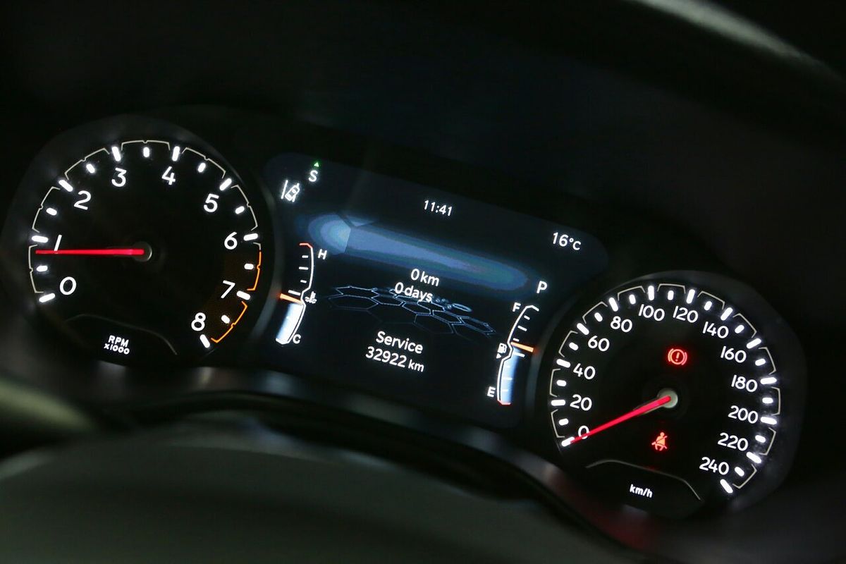 2023 Jeep Compass Night Eagle M6