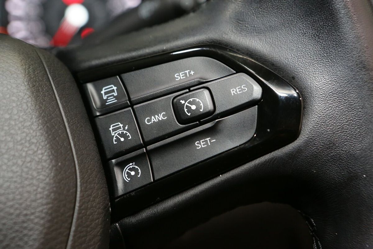 2023 Jeep Compass Night Eagle M6