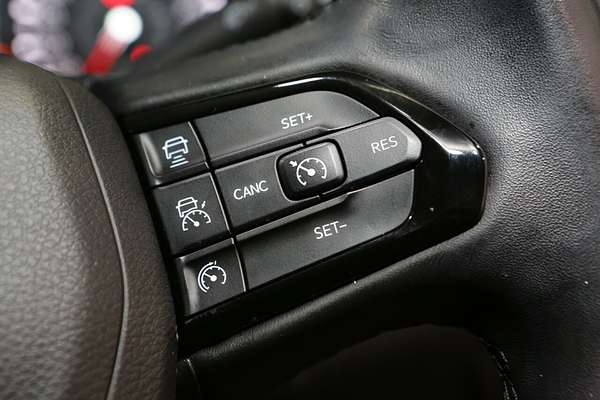 2023 Jeep Compass Night Eagle M6