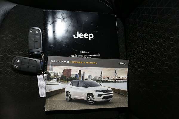 2023 Jeep Compass Night Eagle M6