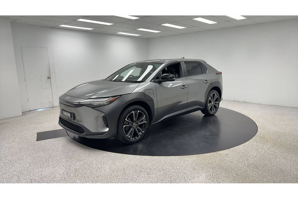 2023 Toyota bZ4X XEAM10R